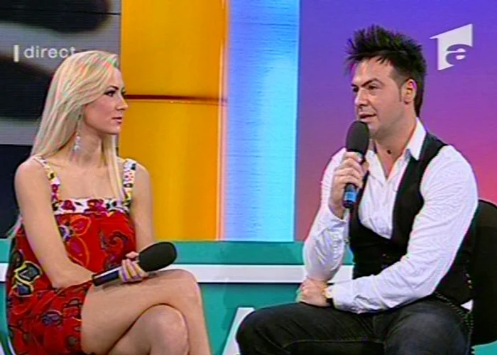 Cornel Păsat şi Bianca Bădoi vor deveni soţ şi soţie în 2011. (captură Antena 1)