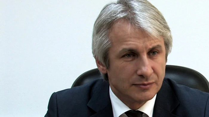 Ministrul de finanţe, Eugen Teodorovici, a depus vineri, 13 septembrie, la Senat un proiect de act normativ care propune pedeapsa cu închisoare pentru datorniciFOTO: adevarul.ro