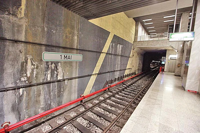 1 Mai. Pereții arată îngrozitor