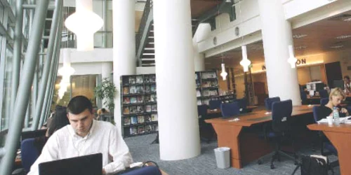 INSEAD, Fountainbleau, Franţa, se află pe primul loc în topul Forbes al celor mai bune programe de master de un an din lume
