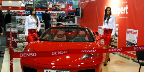 Pentru unii oficiali nici automobilele Ferrari nu sunt maşini de lux FOTO Tudor Iovu