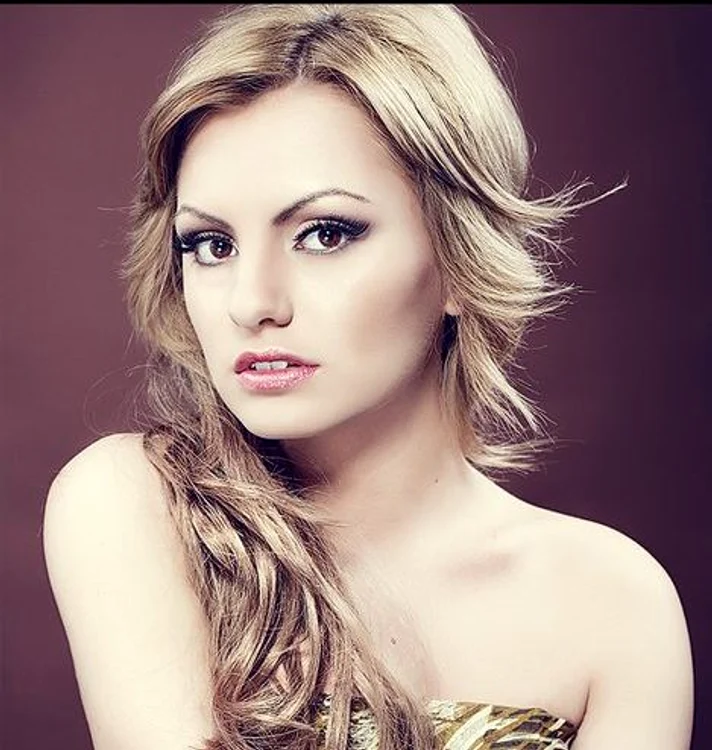 
    Alexandra Stan: FOTO Facebook  
