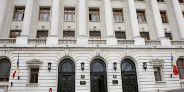 BNR a urcat prognoza de inflaţie pentru finalul anului la 4,5%