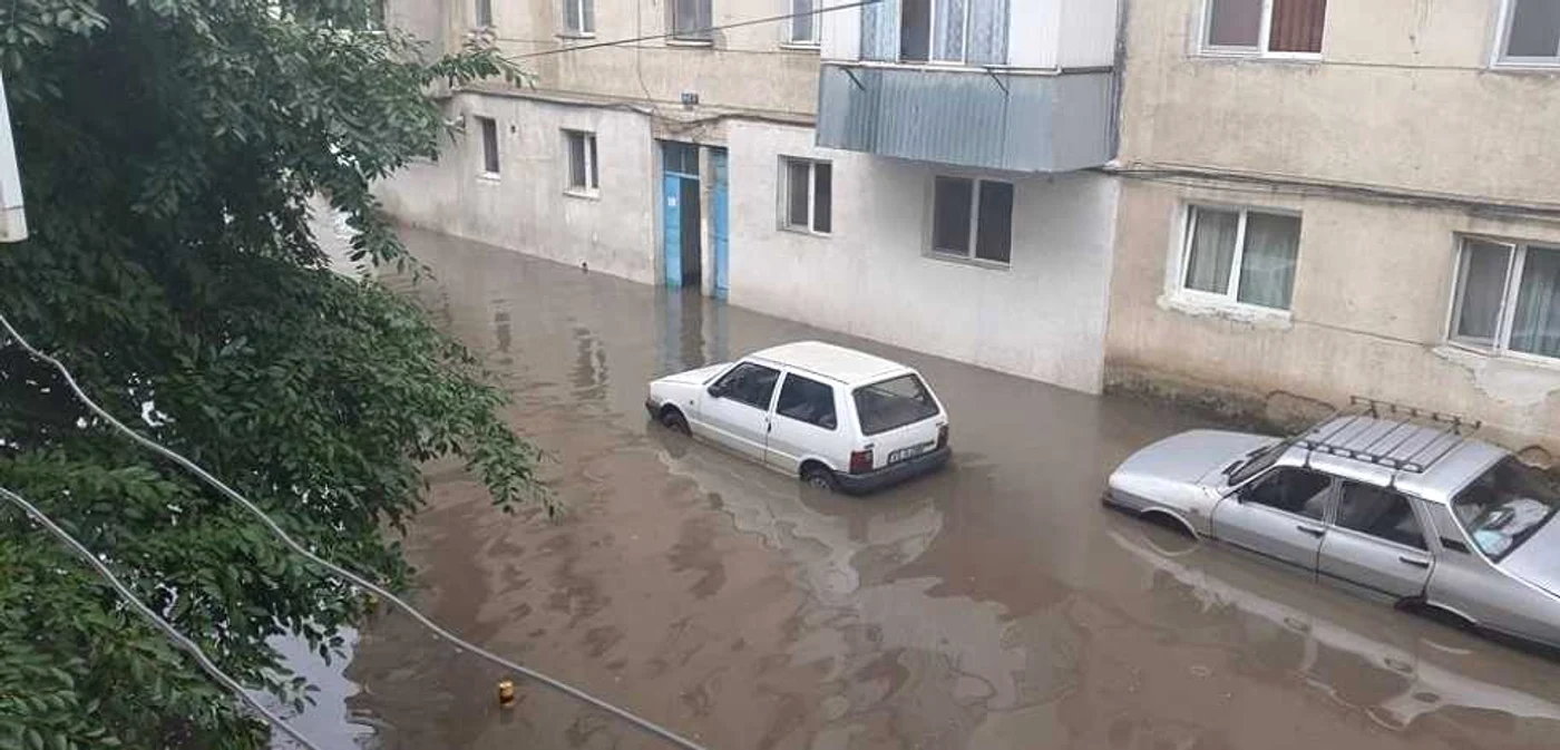 Bârladul, sub ape FOTO Facebook