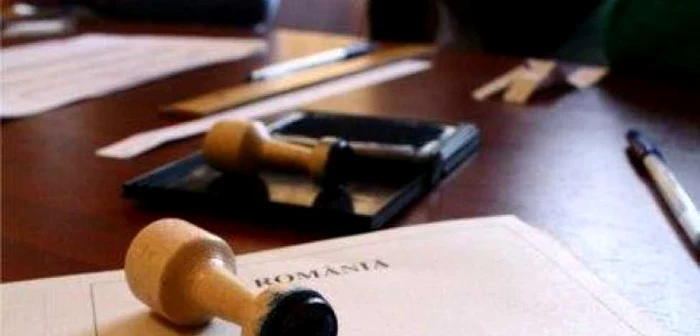 La șase secții s-a oprit votarea