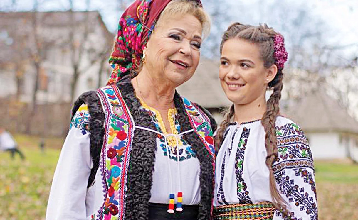 Fiica Mioarei Velicu i-a interzis cântăreței să mai comande online / foto: arhiva Click!