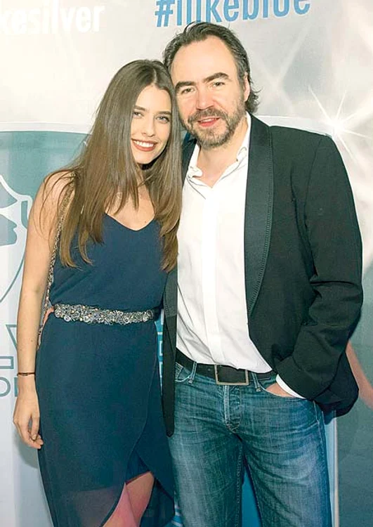 
    Alice şi Bobby  sunt împreună  din ianuarie  