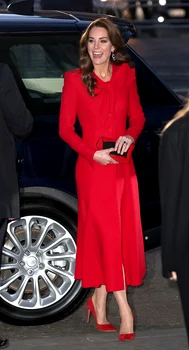 Kate Middleton, ținută festivă jpeg