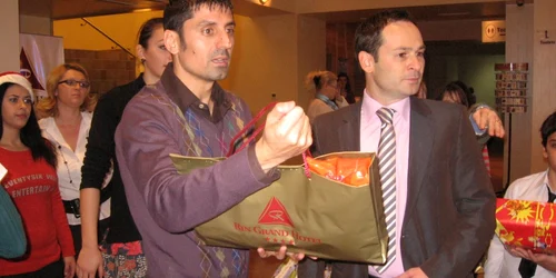 Ionel Dănciulescu a făcut 50 de copii fericiţi
