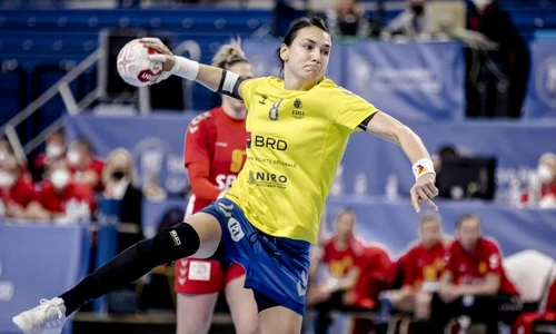 cristina neagu aruncare jpg