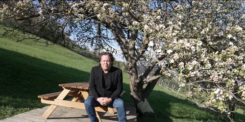 Charley Ottley la filmările pentru Discover Oltenia Foto Captură video