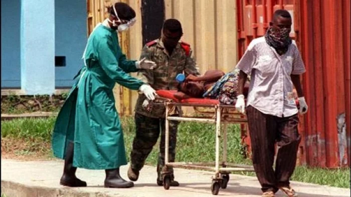 
    Copilul a murit în decembrie 2013, după ce a prezentat simptome specifice Ebola  