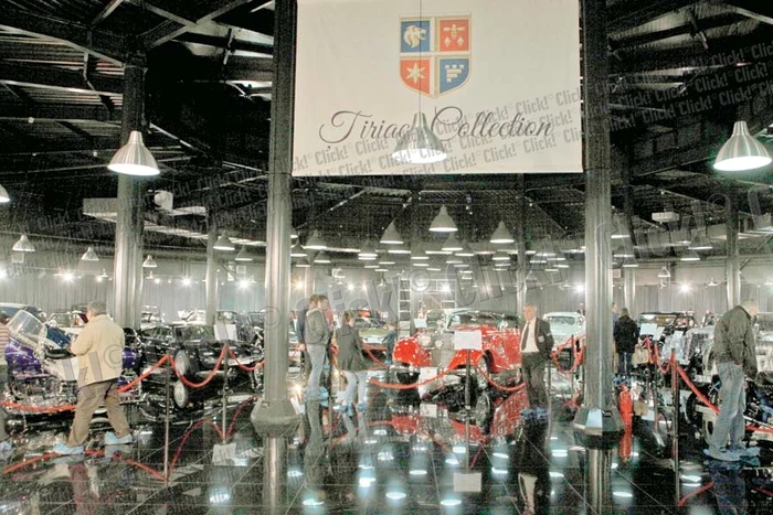 Modelele de epocă au impresionat vizitatorii expoziţiei (Fotografii: Roberto Sălceanu)