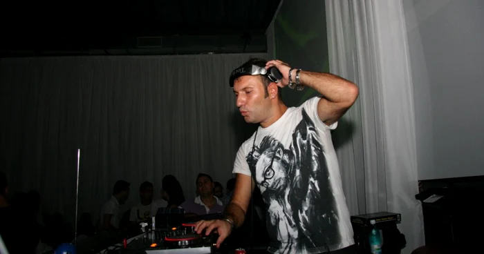 Party în Club Cocktail