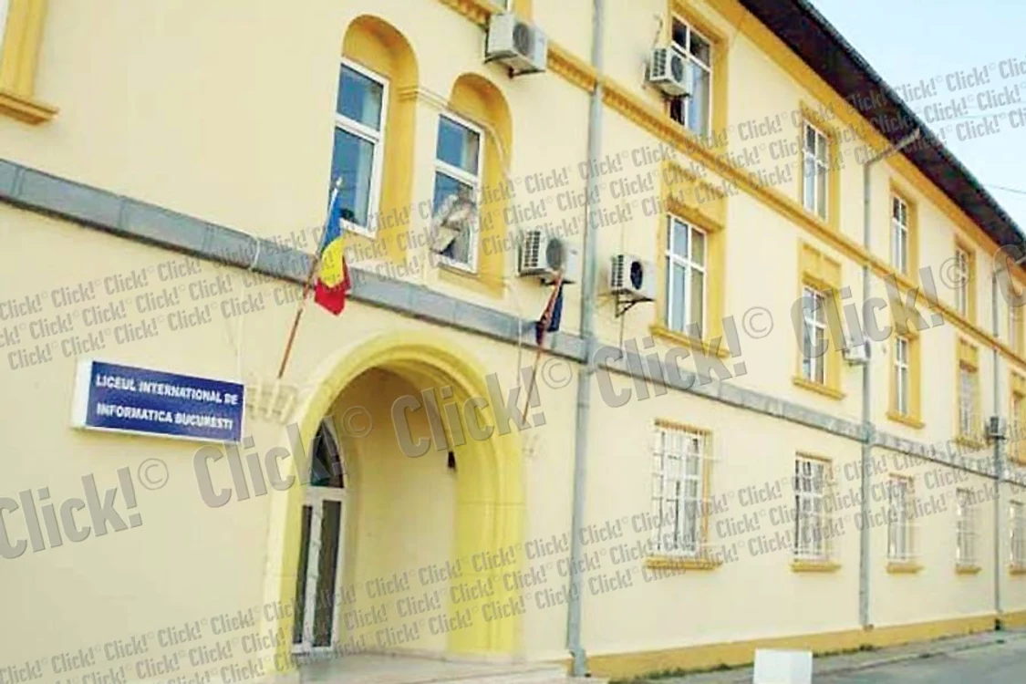 Carmen şi Franco au plecat ieri, în oraş, de acasă de la Franco (Fotografii: Alex Muscaliu)