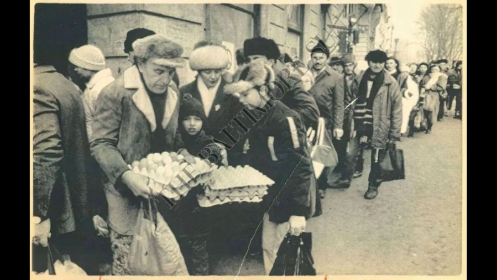 De ce continuă românii să fie nostalgici după comunism. „Când nu avem o direcție, oamenii se întorc în trecut”