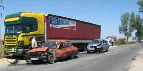Şoferul vinovat de producerea accidentului s-a ales cu dosar penal pentru vătămare corporală
