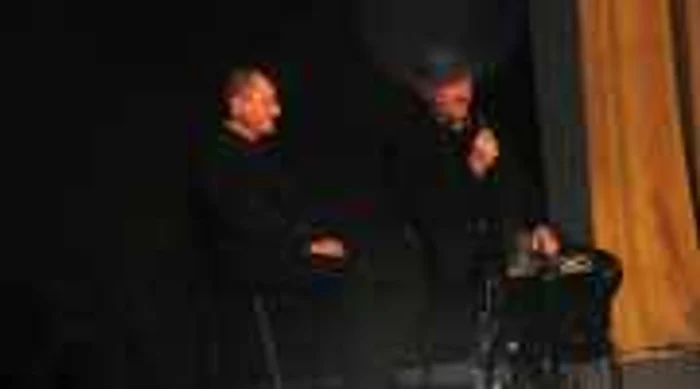 Modul în care cei doi artişti au recitat poeziile a fermecat publicul giurgiuvean