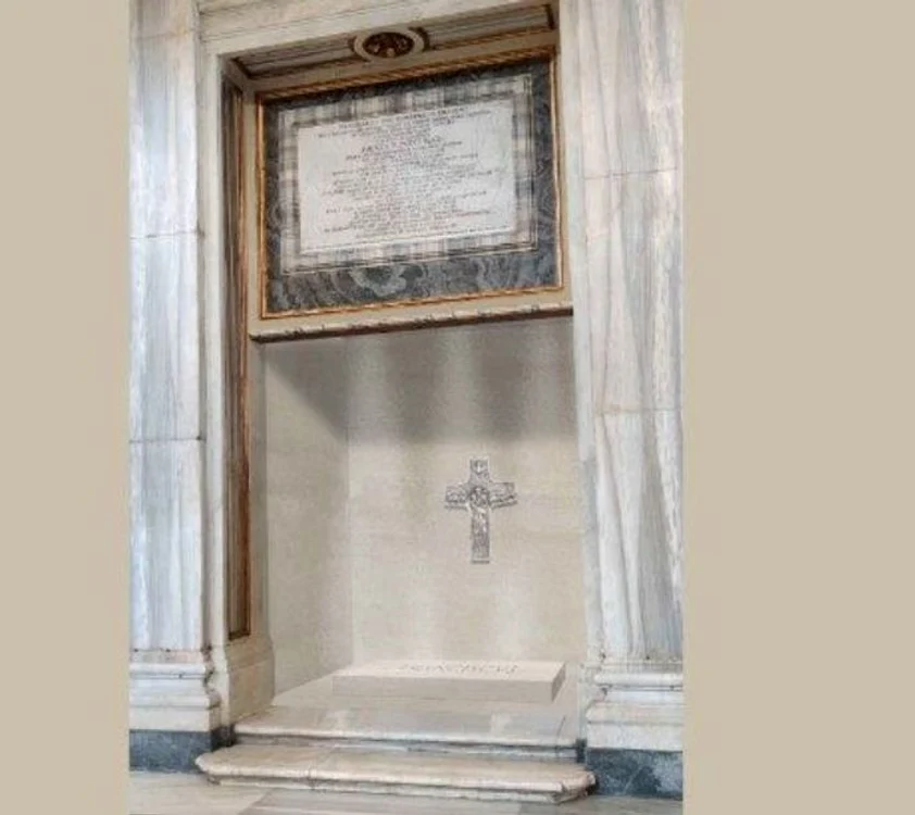 Mormântul Papei Francisc