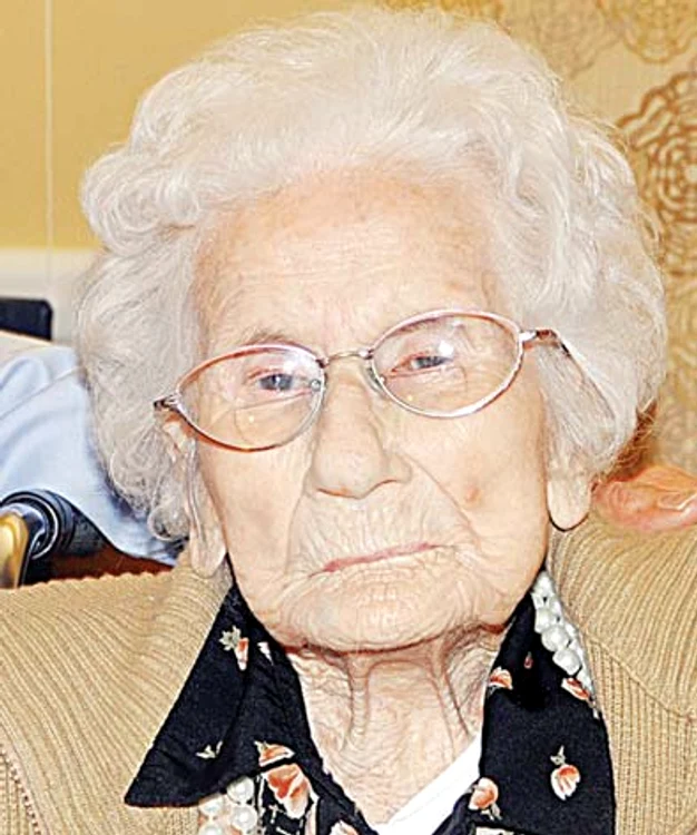 †Besse  Cooper,  116 ani