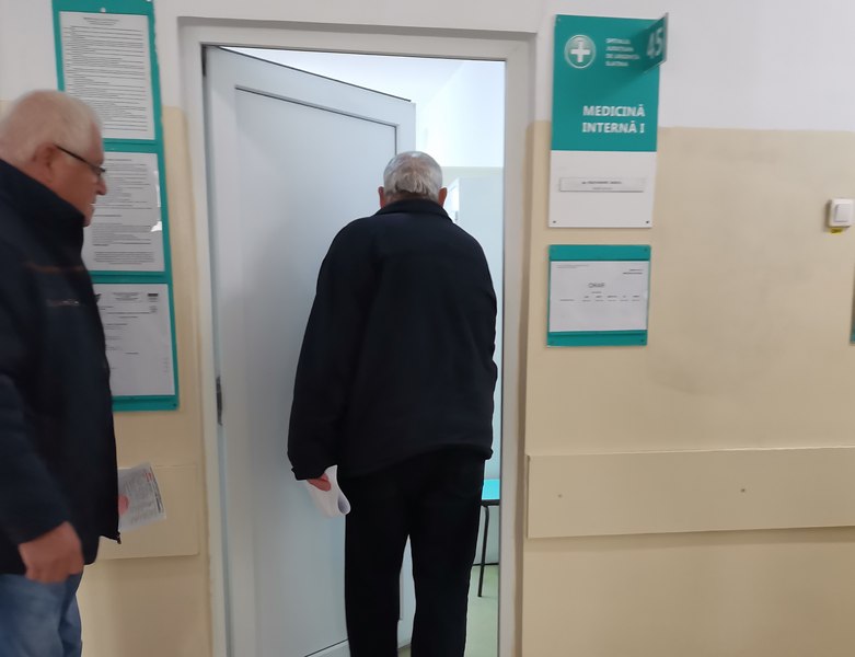 Medicul care a eliberat în 2023 peste 3.000 de certificate de boală și ocupă locul 2 pe țară: „Au dreptul la concediu medical”