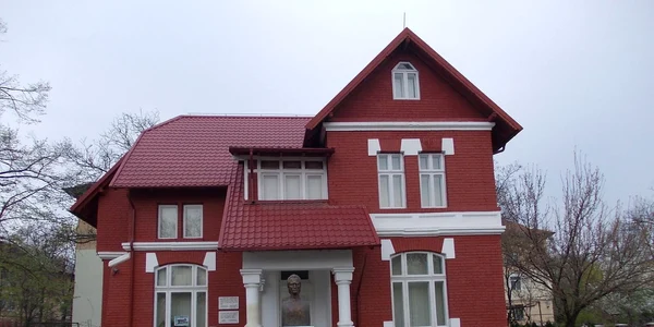 casa rosei centru mihai eminescu barlad