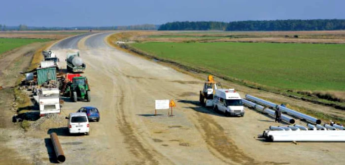 Guvernul vrea să facă autostrăzi, dar nu ştie cât trebuie să cheltuiască pentru exproprierea de terenuri   Foto: Adevărul