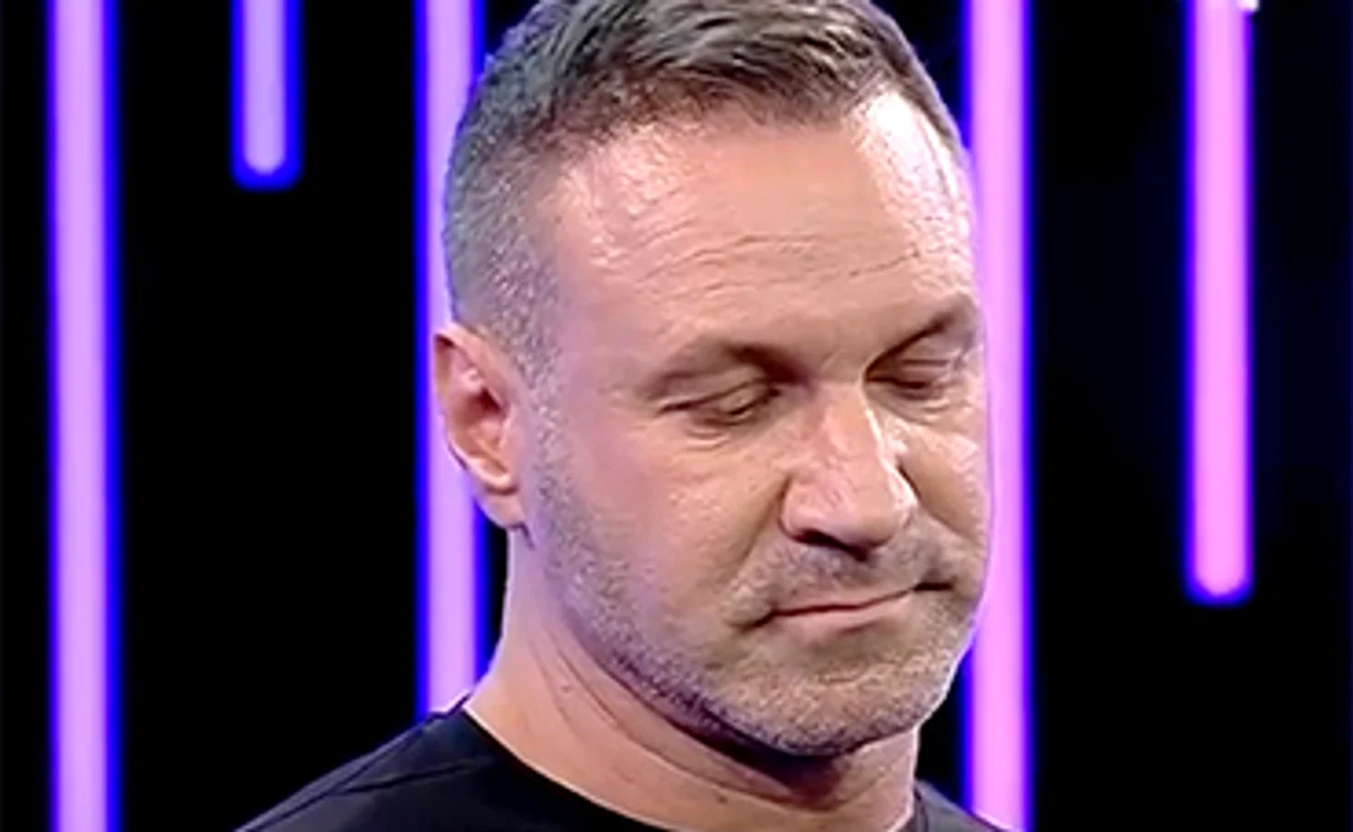A plâns la Antena 1, când a fost certat de fata lui