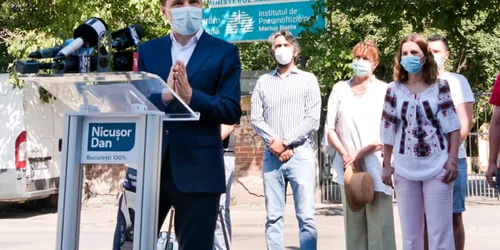 conferinta de presa Nicusor Dan FOTO Facebook / ND