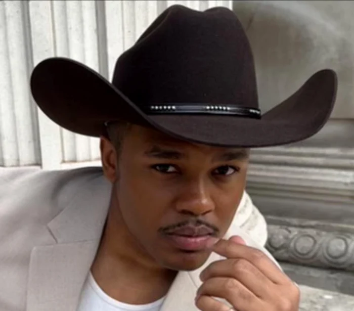 Adonis Live, influencer pe TikTok FOTO: Facebook