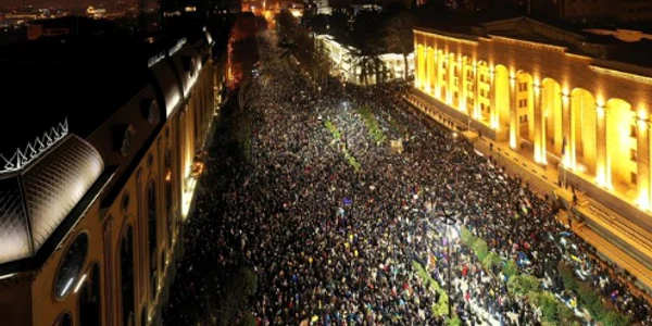 proteste tbilisi ucraina png