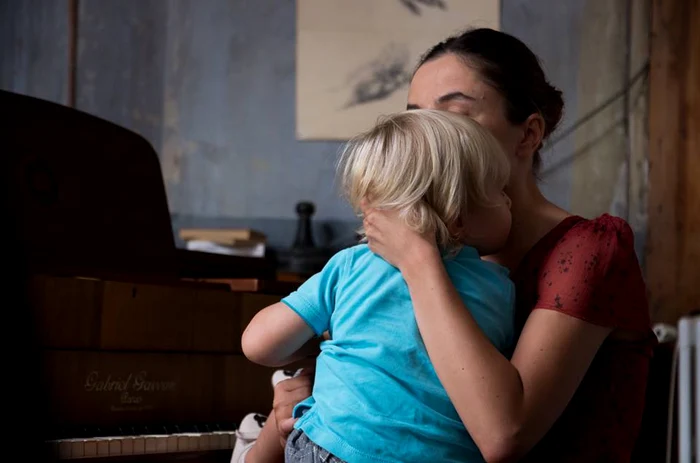 "În România filmele se împart în prea puţine categorii" interviu cu Cosmina STRATAN jpeg