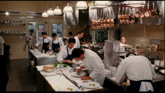 Pentru prima dată în clasament a fost inclusă categoria "bucatarie urbană", autorii arătând că restaurantele care adoptă acest concept sunt din ce în ce mai numeroase. FOTO pinterest.com