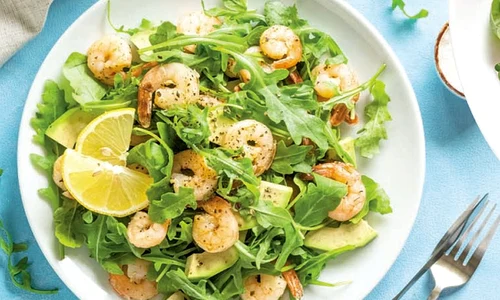 salata cu creveti si rucola jpg