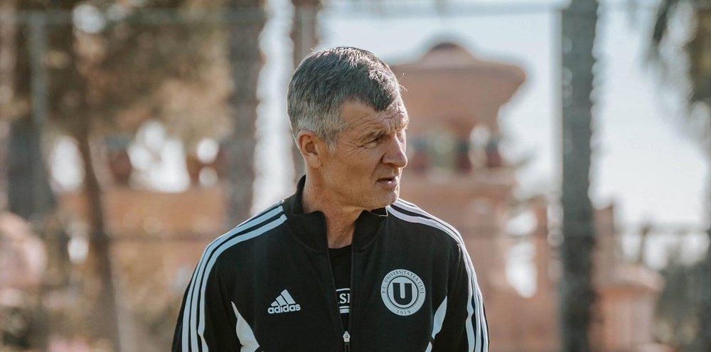 Surpriză în Superliga. Neluțu Sabău, trădat de apărare în confruntarea cu prietenul Mircea Rednic