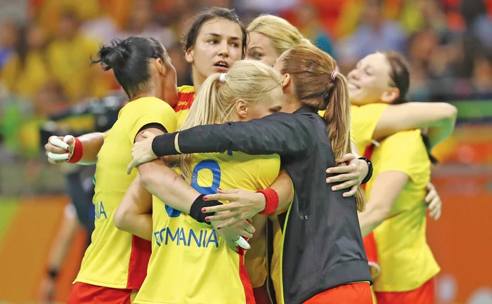 
    Descătuşarea  fetelor noastre  după victoria  obţinută în faţa  MuntenegruluiFOTOGrafii: Guliver/ GettyImages   