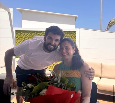 Își divinizează mama, care locuiește cu el, în Italia. foto: arhivă personală