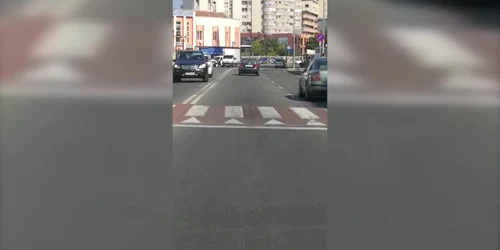 5ba23d4edf52022f759acfac jpg