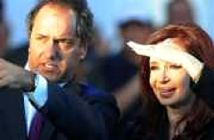 Daniel Scioli şi Cristina Fernandez de Kirchner Sursă foto: http://elestadista.com.ar.