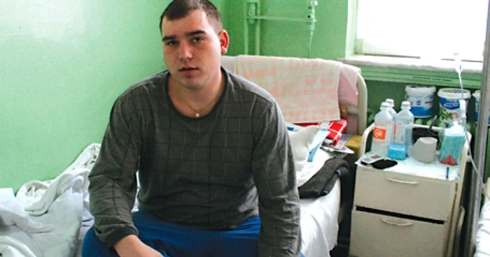 Cristian Chivulescu este primul pacient internat în spital după ce s-a vaccinat împotriva gripei noi