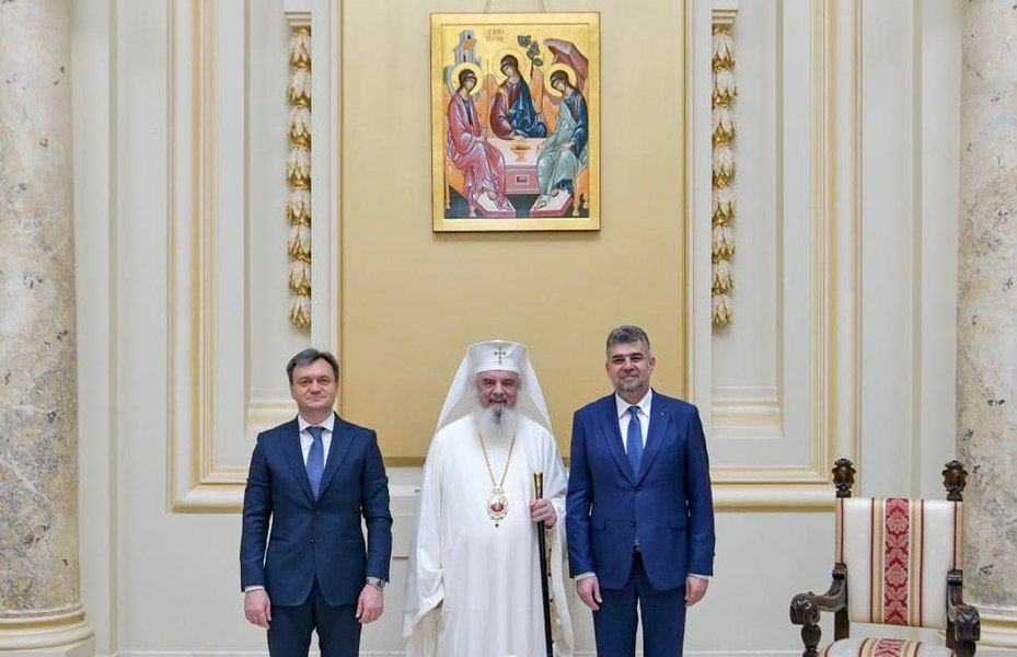 Ciolacu și premierul Republicii Moldova, la ceremonia organizată cu ocazia aniversării Patriarhului Daniel