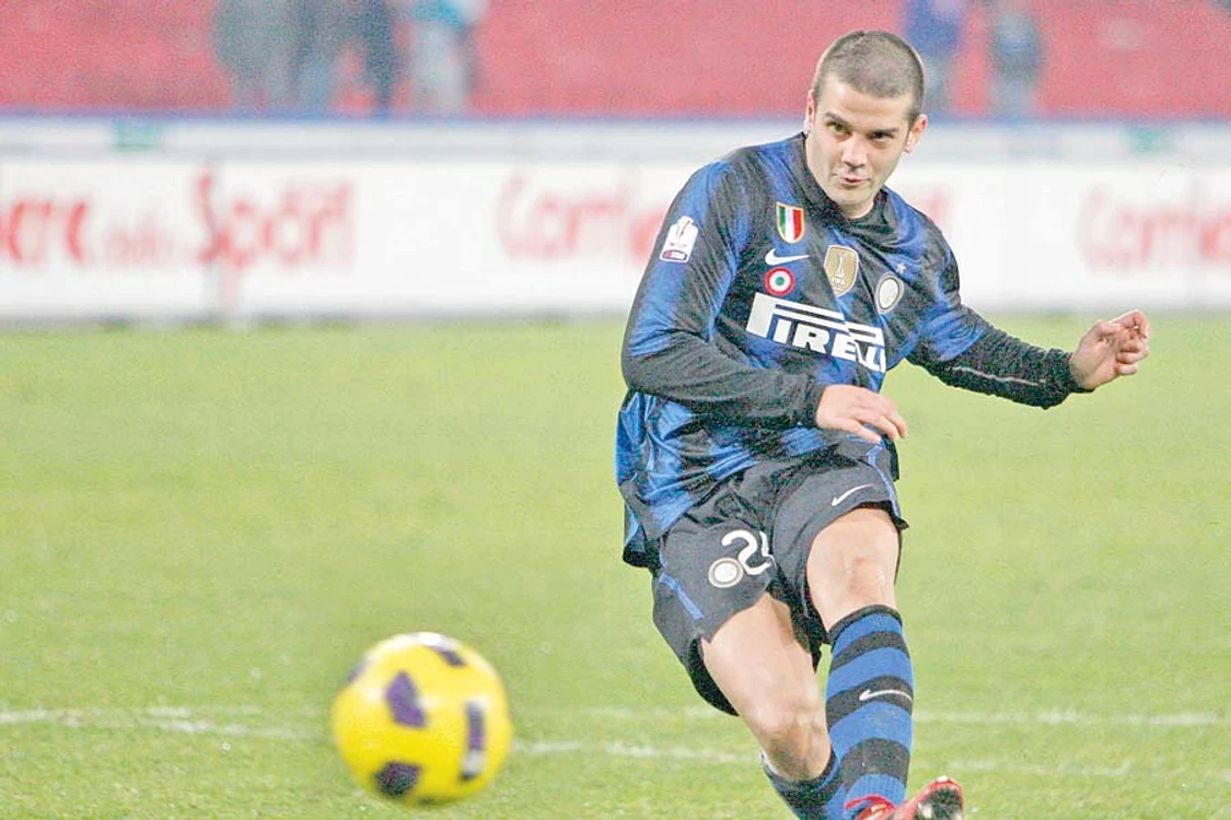 
    Cristi Chivu a avut  parte numai de ghinioane  în actualul sezon din Serie A  