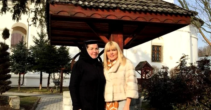 Elena Udrea, la mânăstire FOTO Facebook