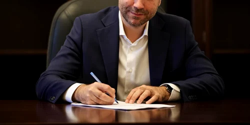 catalin drula foto facebook png