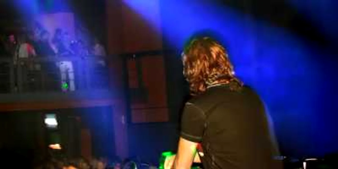 Dj Liquid va încinge atmosfera în Club Apollo
