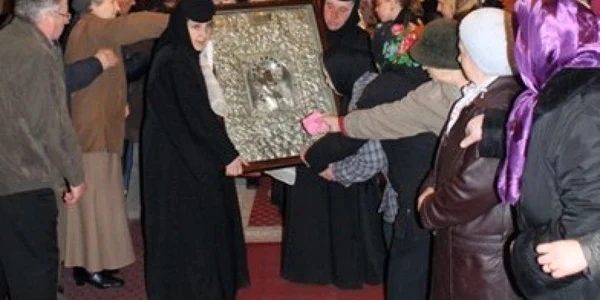 Icoana a ajuns la Tulcea (foto: Episcopia Tulcii)