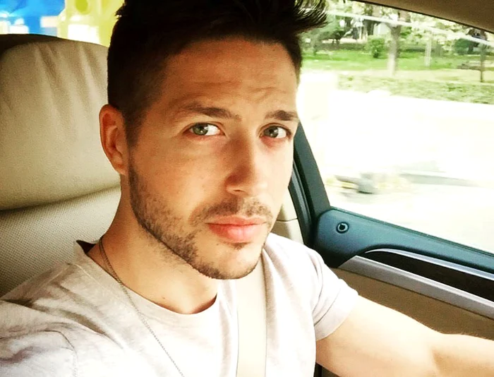 
    Jorge (33 de ani) este cântăreț și prezentator tvfoto: arhiva personală  