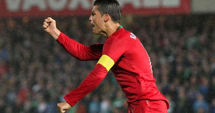 Ronaldo are 43 de goluri în 106 meciuri la naţionala Portugaliei. FOTO: AFP/http://nos.nl