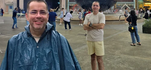 Răzvan Popescu, speriat de prețurile la haine și la mâncare, în Singapore