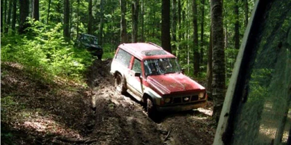 brasov masini de teren turism de aventura